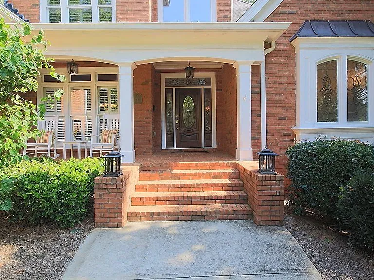 1710 Sugarloaf Club Dr — Photo 2