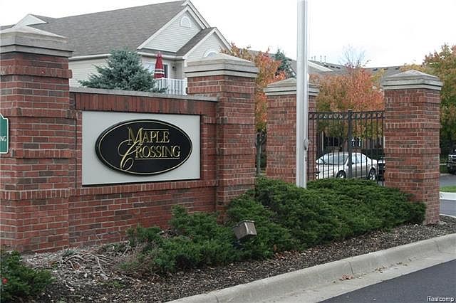 1st image of 7208 Farmingdale Ln #1
