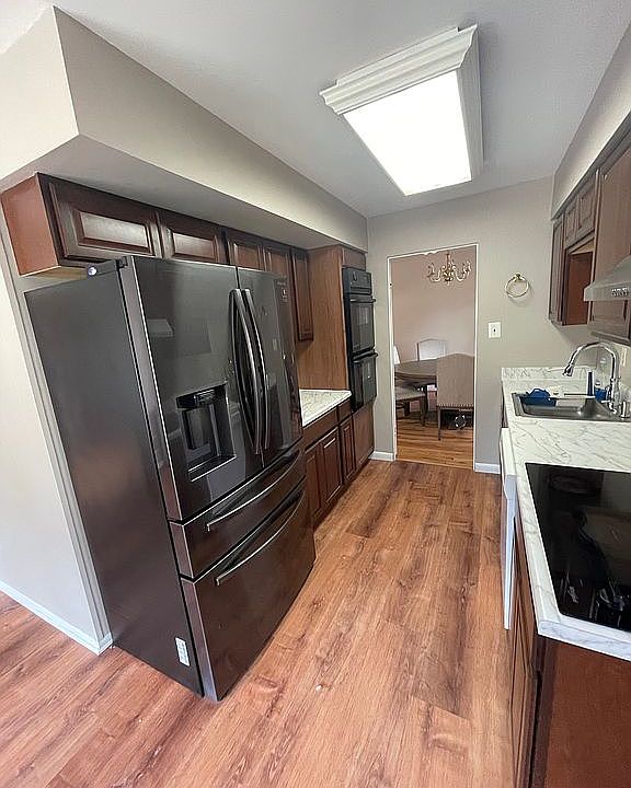 1st image of 12406 Hatchway Ct