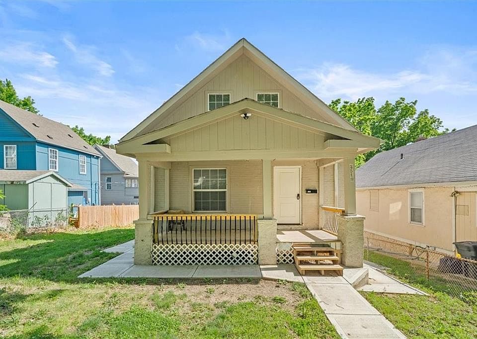 1st image of 3519 Thompson Ave
