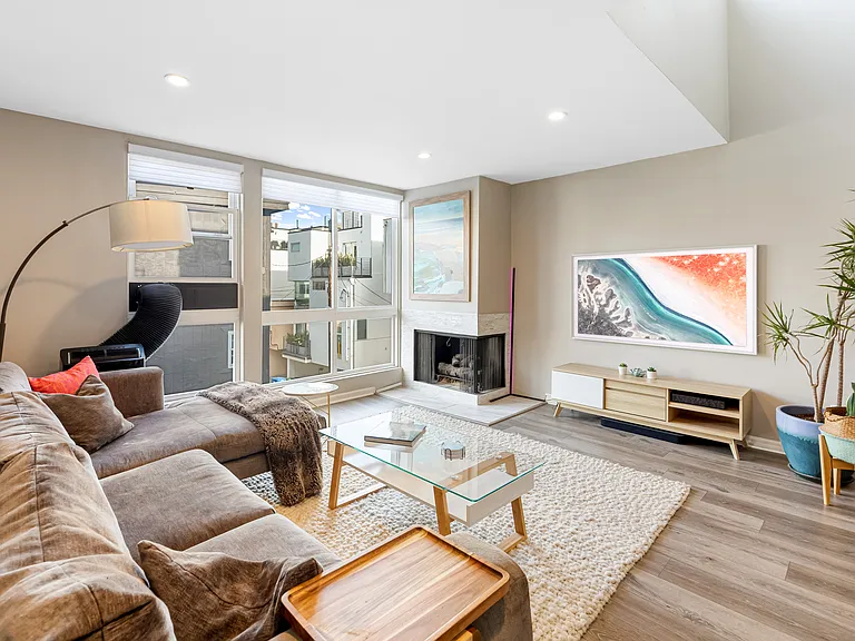 100 Driftwood St #10 — Photo 12