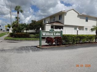 6400 46th Ave N APT 114, Kenneth City, FL 33709