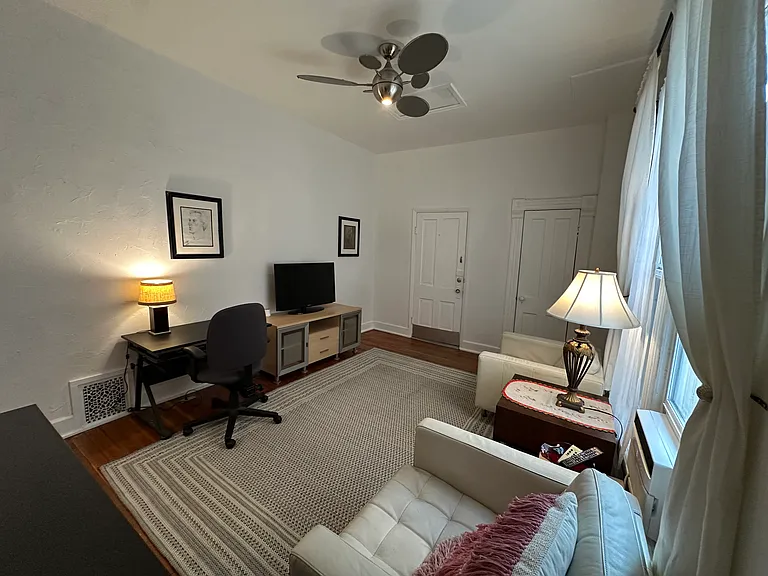 62 Lincoln St #2 — Photo 6