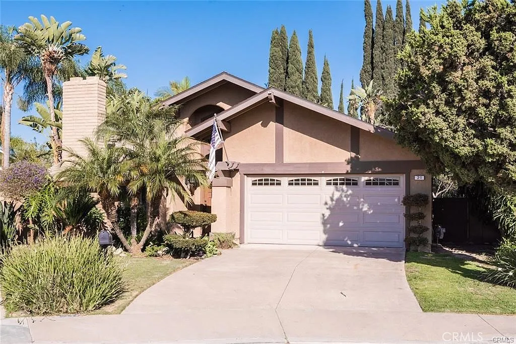 3 bed, 2.0 bath, 1673 sqft, $6,500 — Photo 2