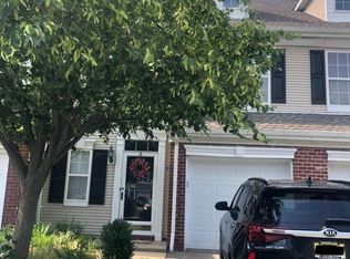 39 Washington Ct, Towaco, NJ 07082