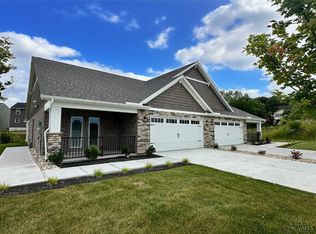 5017 Waterford Ln, Middletown, OH 45042