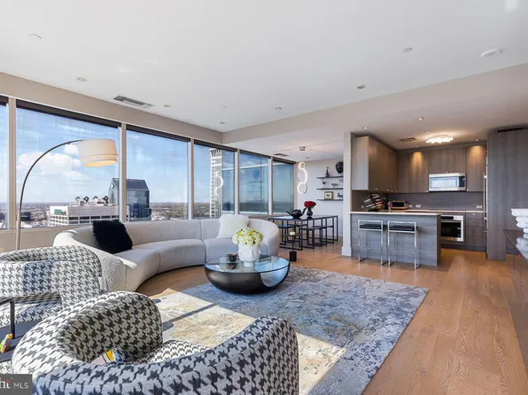 50 S 16th St Unit 4001, Philadelphia, PA 19102