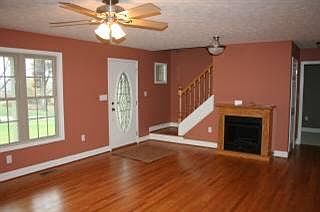 4th image of 1728 Wycliff St
