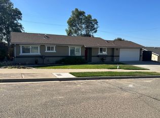 1388 Mira Flores Dr, Santa Maria, CA 93455