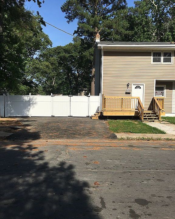 1st image of 21342 Bristol Ave