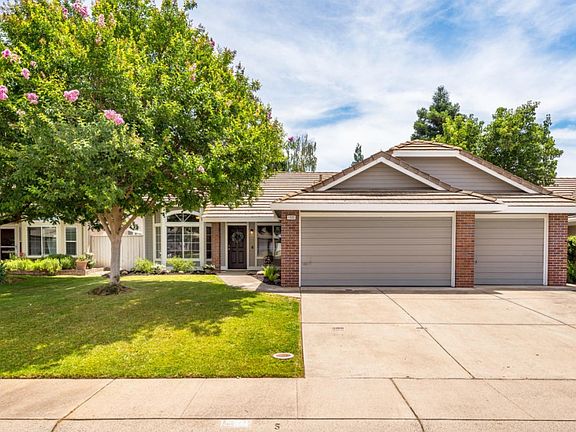 2nd image of 1523 Fitzgerald Way