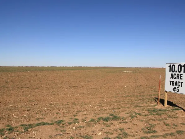 5 Woodrow Rd, Lubbock, TX 79424
