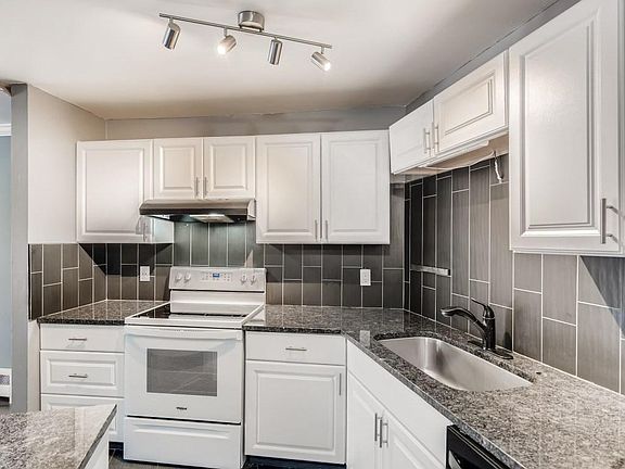 3rd image of 2930 Blaisdell Ave APT 227