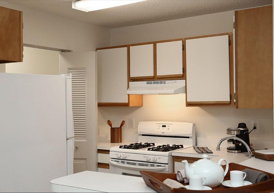 The Pavilions Apartment Rentals Manchester, CT Zillow