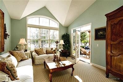 5th image of 3001 Lexington Ln #9L41