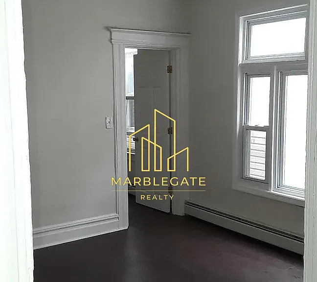 249 Amherst St #11R — Photo 9