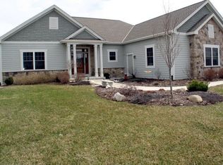 2466 Fenceline Dr, Jackson, WI 53037