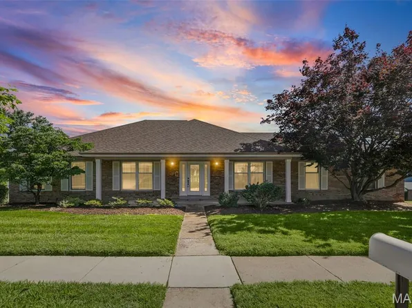 602 Sunbridge Dr, Chesterfield, MO 63017