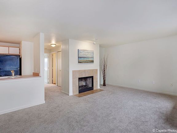 2nd image of 6044 SE Drake St APT 302