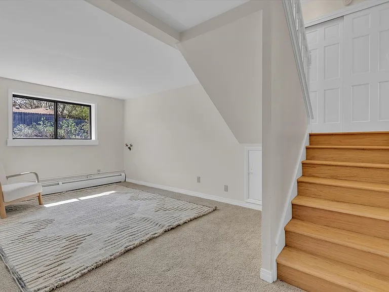 650 Hartford Dr — Photo 11