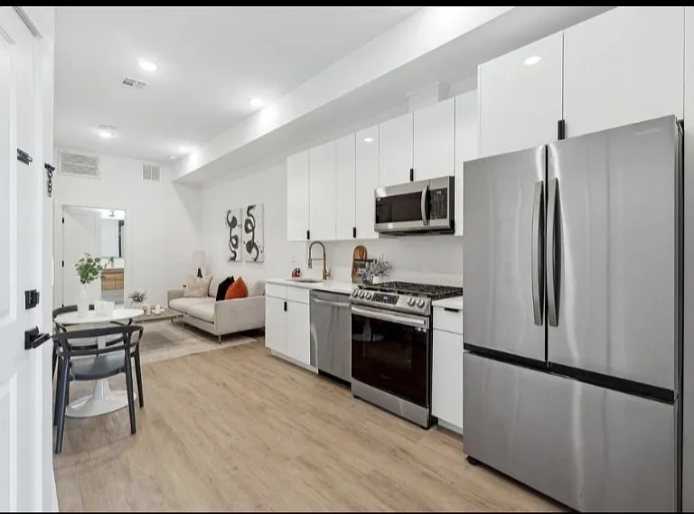 234 Webster Ave — Photo 3
