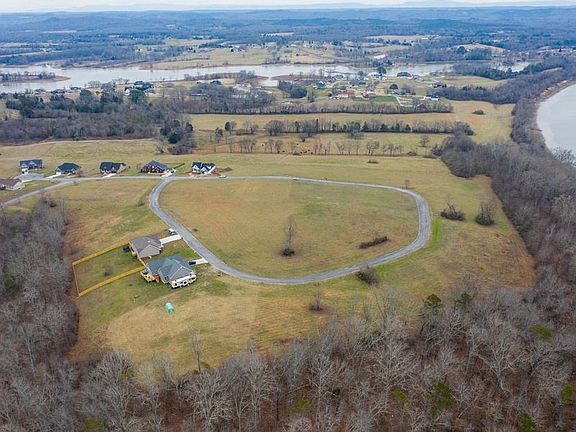 5th image of 32 Overlook Dr #32