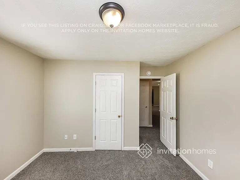 4050 Lions Gate — Photo 13