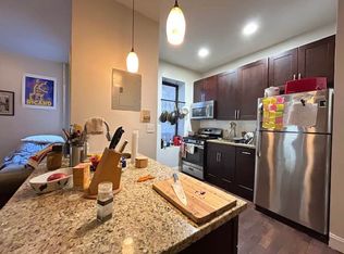 322 New York Ave APT 2C, Brooklyn, NY 11213