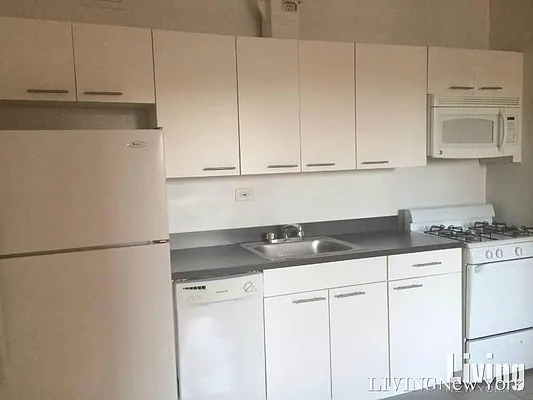 Rented by Living New York | media 36