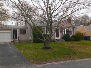 54 Claypool Dr, Warwick, RI 02886