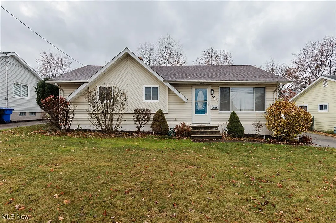 13661 Dalebrook Ave photo 1