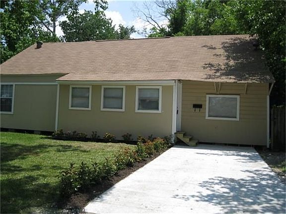 2nd image of 912 Avenue A