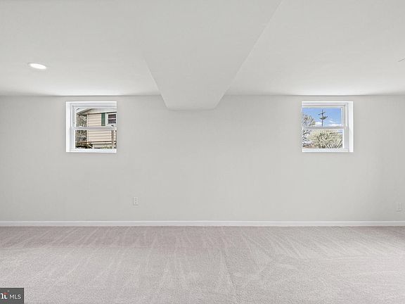 5th image of 2404 Willoughby Beach Rd