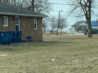 101 1/2 W Deer St, Odell, IL 60460