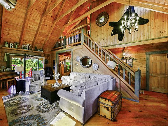 2nd image of 11419 Chelsi Ln