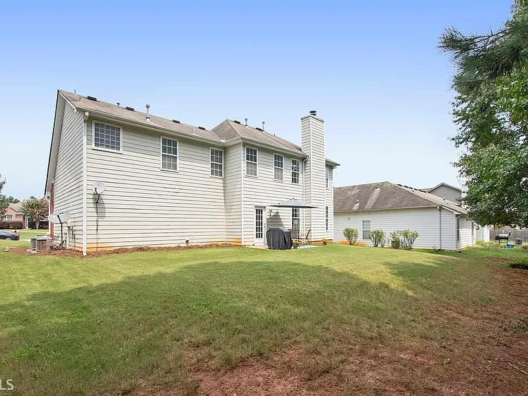 8012 Abington Dr — Photo 32