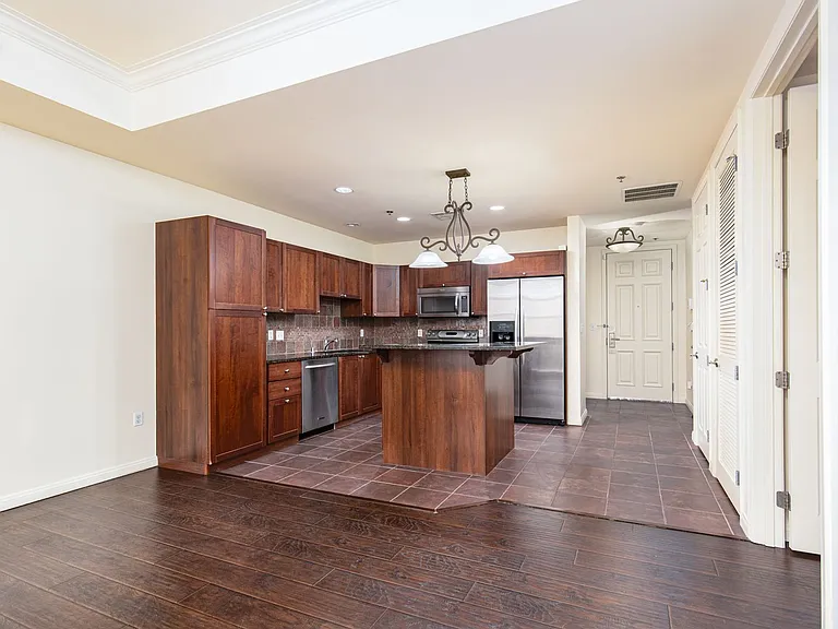 2405 W Serene Ave #522 — Photo 5