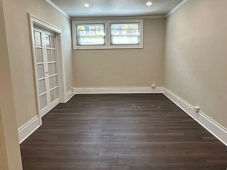 De Luxe Apartments LLC — Photo 14
