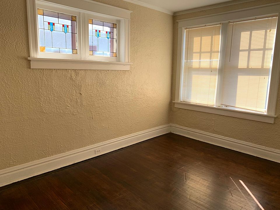1st image of 5059 Chippewa St #A