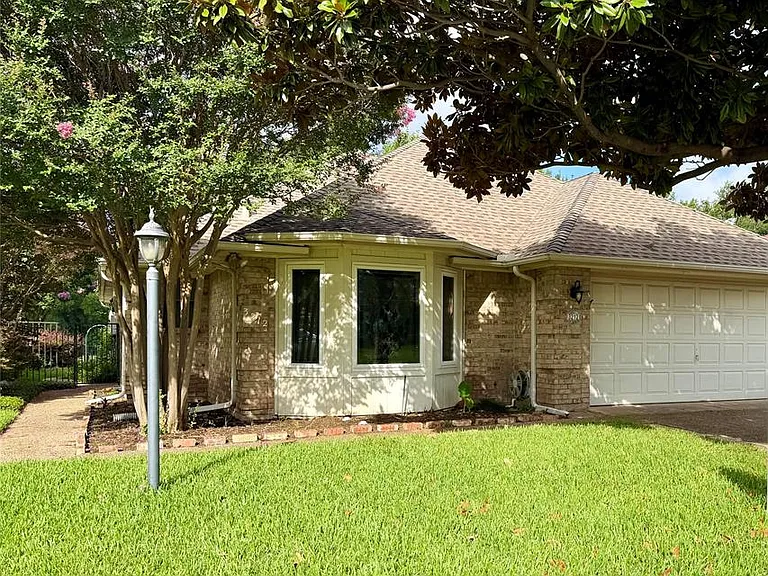 3212 Laurel Oaks Ct — Photo 4