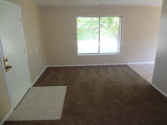 4th image of 4642 S Arlington Park Dr APT 3