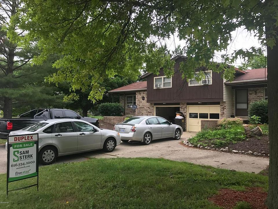 2nd image of 3739 44th St SW