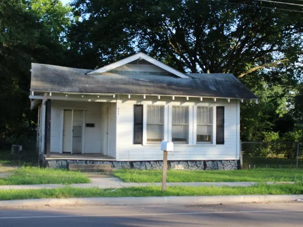 509 W 6th St, Hope, AR 71801