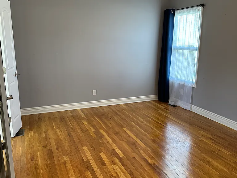600 SW 34th Ter — Photo 16