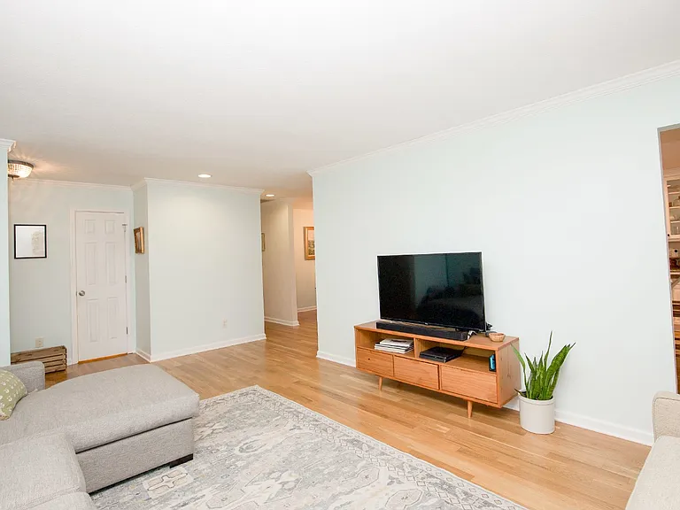 3421 Regiment Dr — Photo 8