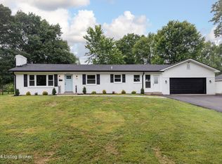 4301 Darbrook Rd, Woodlawn Park, KY 40207