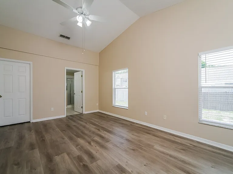 17100 Woodcrest Way — Photo 11