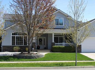 11464 N Rocking R Rd, Hayden Lake, ID 83835