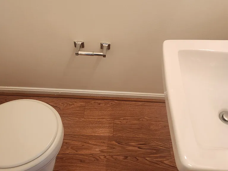 853 Saint Michaels Dr — Photo 3