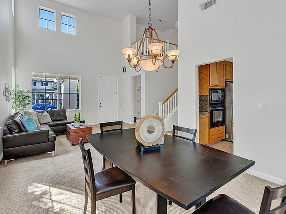 4th image of 416 Bettona Way